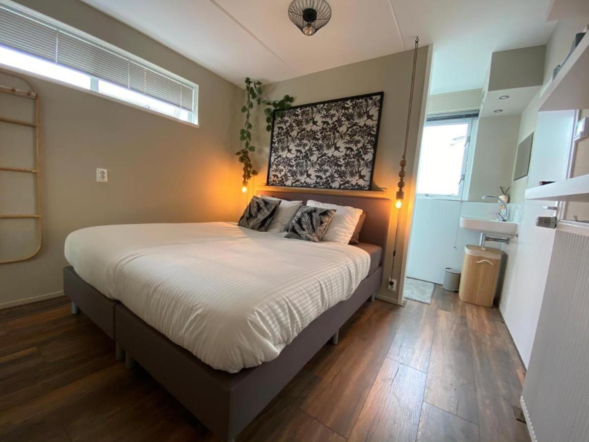 Hakuna Matata - 4P Apartment Groningen Center ภายนอก รูปภาพ