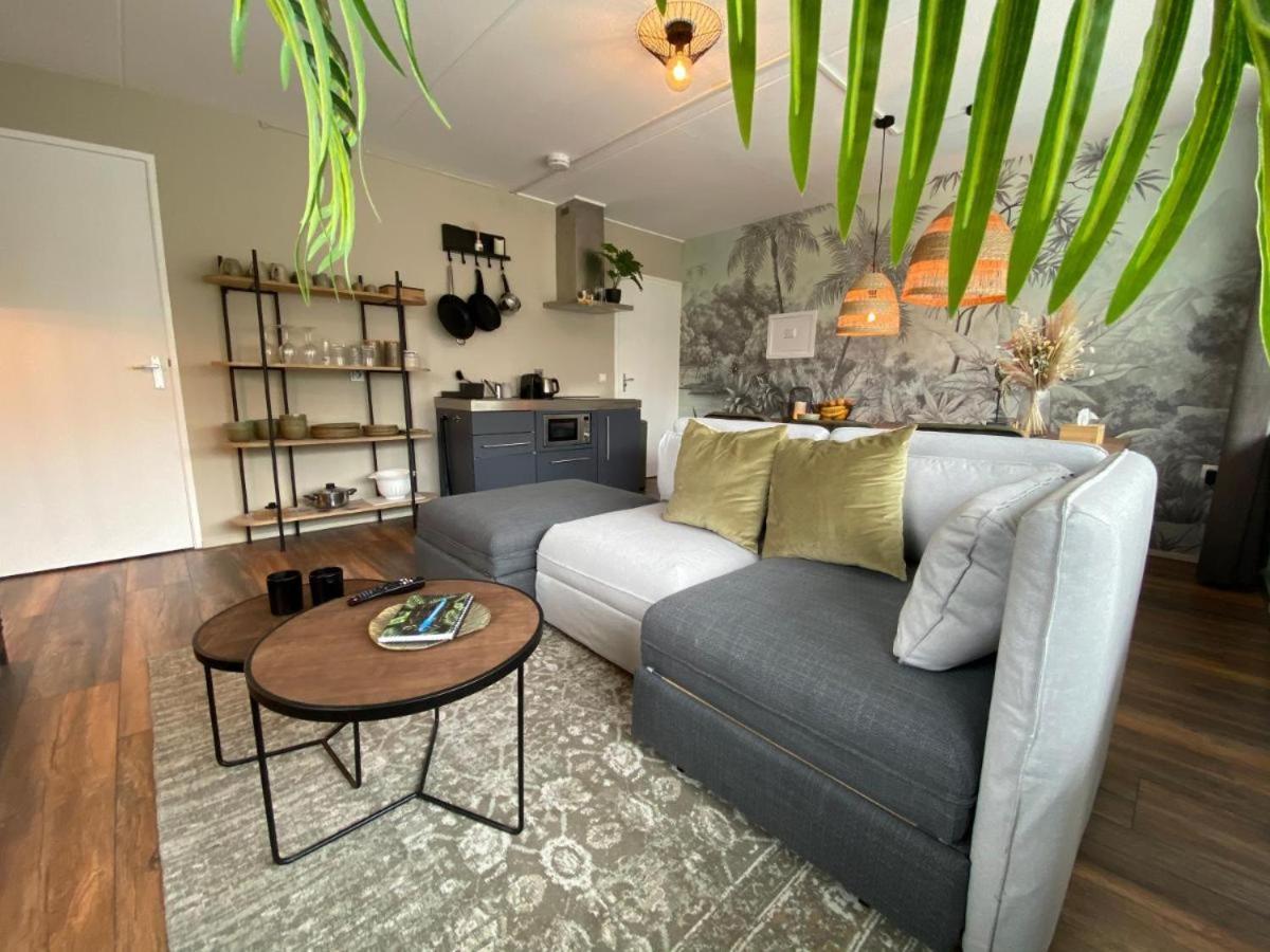 Hakuna Matata - 4P Apartment Groningen Center ภายนอก รูปภาพ