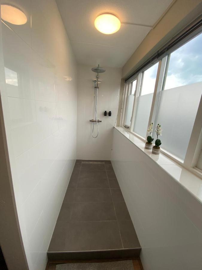 Hakuna Matata - 4P Apartment Groningen Center ภายนอก รูปภาพ