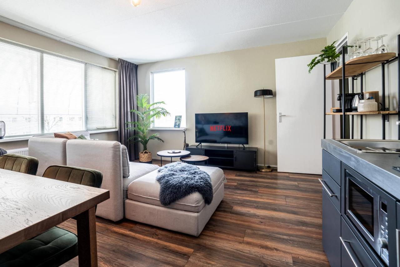 Hakuna Matata - 4P Apartment Groningen Center ภายนอก รูปภาพ