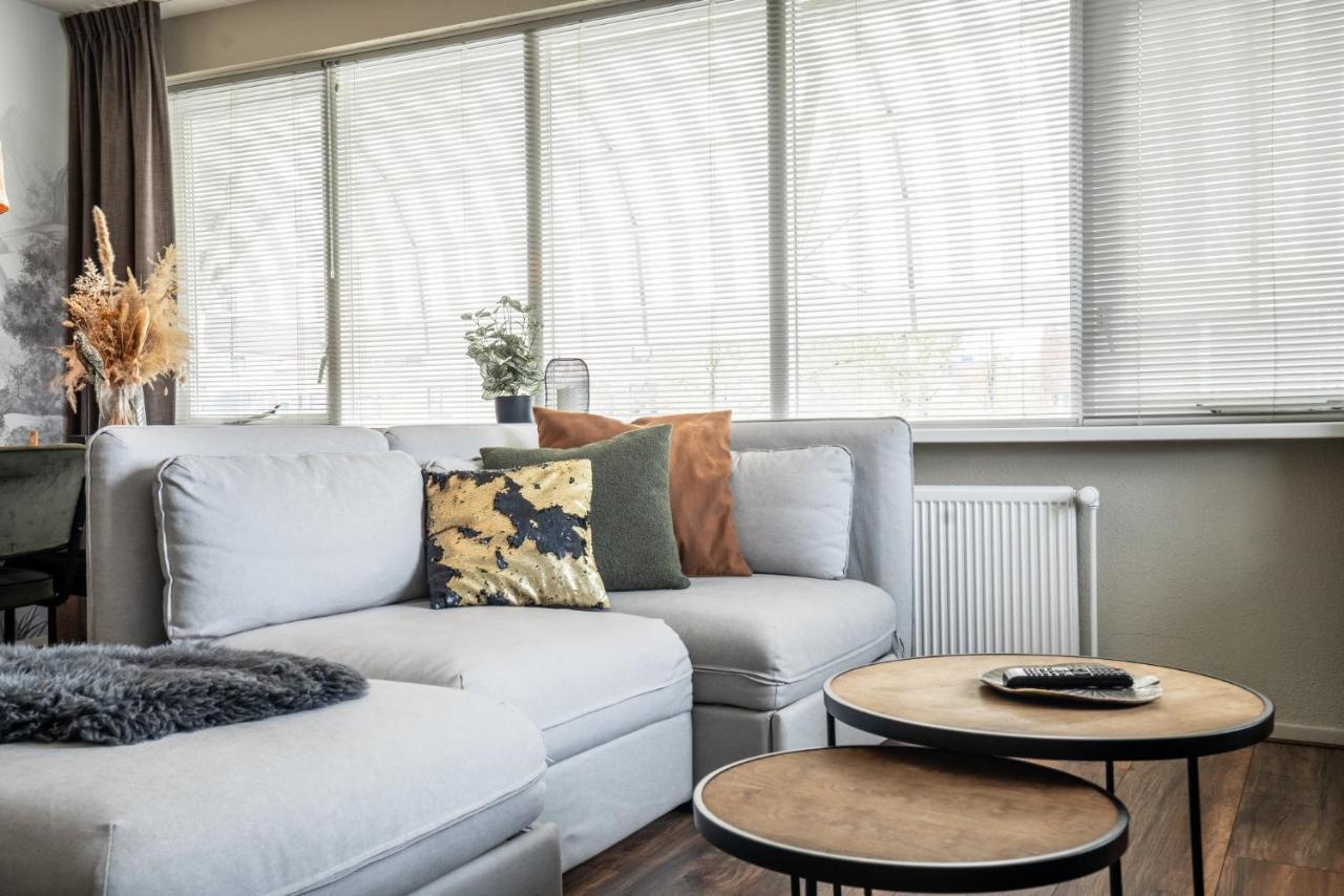 Hakuna Matata - 4P Apartment Groningen Center ภายนอก รูปภาพ