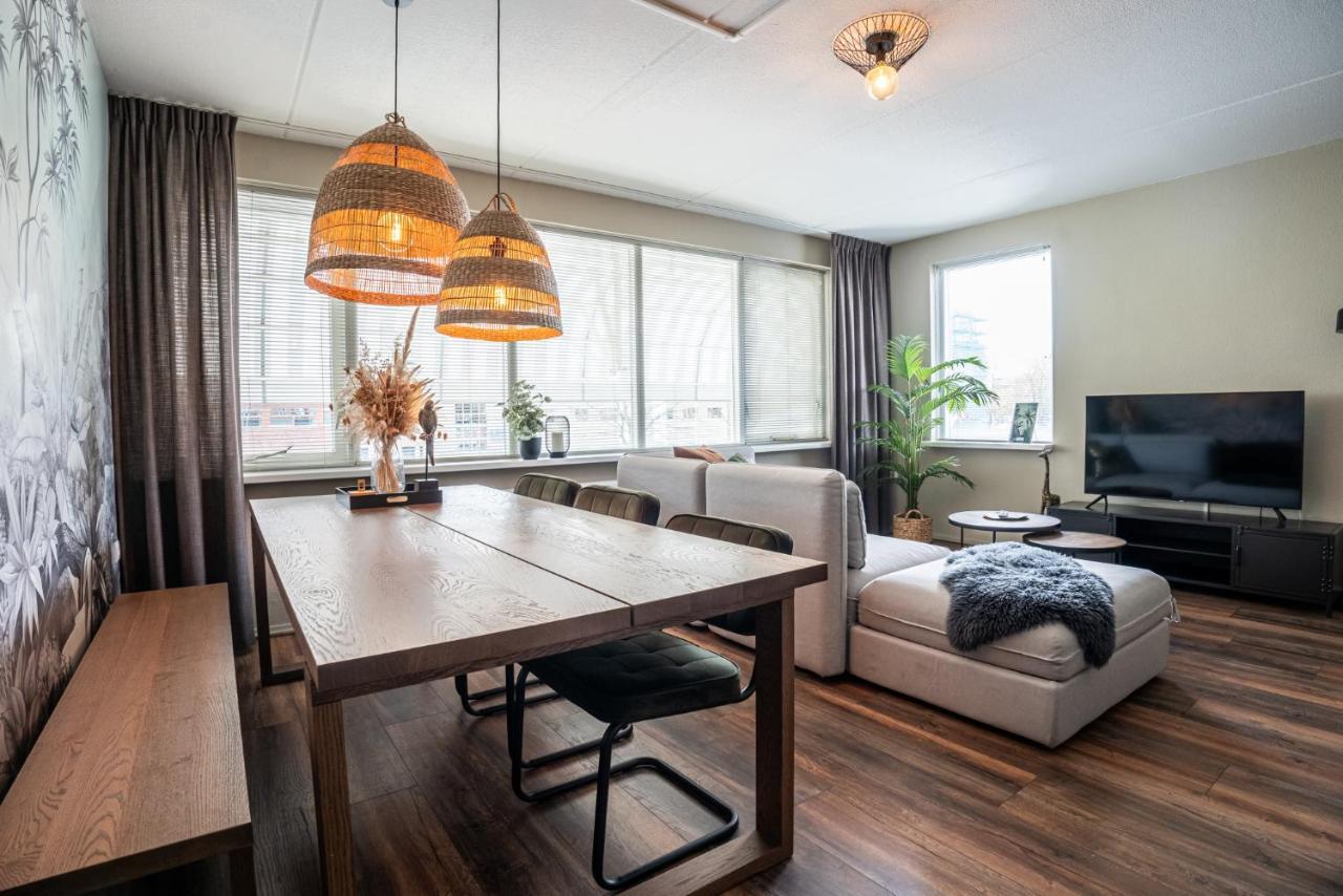 Hakuna Matata - 4P Apartment Groningen Center ภายนอก รูปภาพ