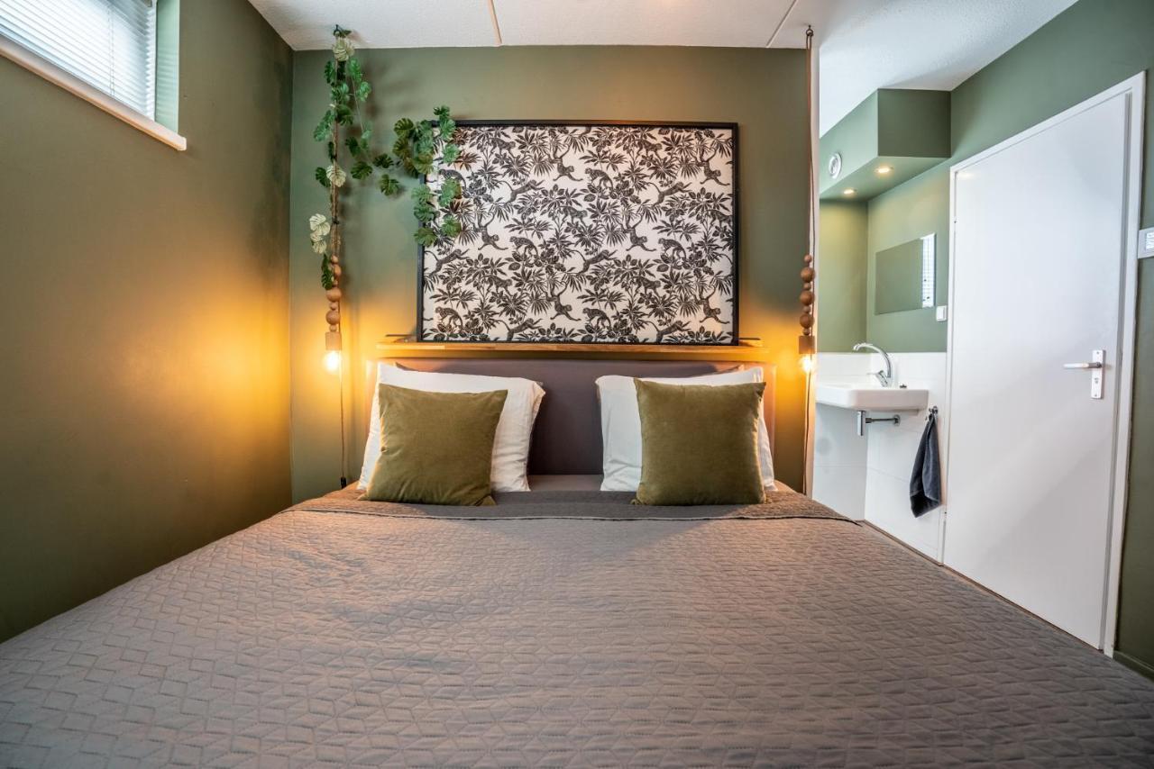 Hakuna Matata - 4P Apartment Groningen Center ภายนอก รูปภาพ